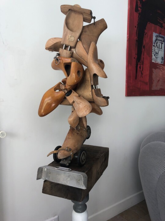 Sculpture intitulée "hommage à Arman" par Dan, Œuvre d'art originale, Bois