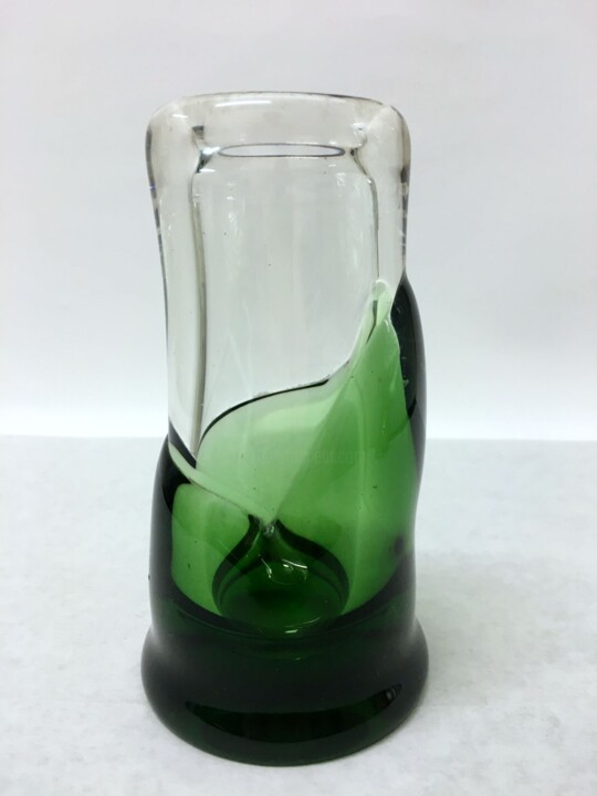 "Vase by René Roubíč…" başlıklı Design Art Glass tarafından, Orijinal sanat, Masa Sanatı