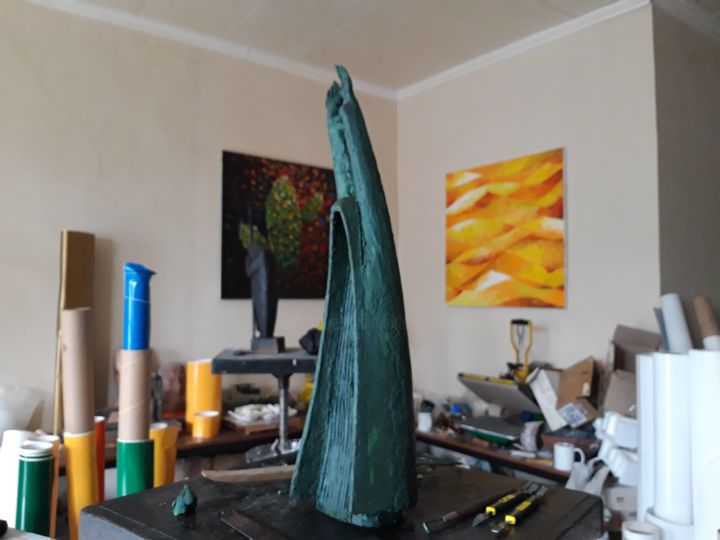Sculpture titled "Warning 2" by Leonid Shatsylo (Leo Adam), Original Art, Polymer clay