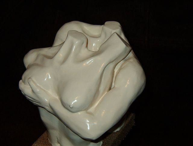 Escultura titulada "Abrazo" por Silvia Alicia Mahlmann, Obra de arte original