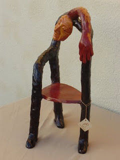 Escultura intitulada "Cadeira Humana" por Mlopes, Obras de arte originais, Cerâmica
