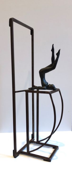 Escultura titulada "Small Yoga" por Artigas Planas, Obra de arte original, Bronce