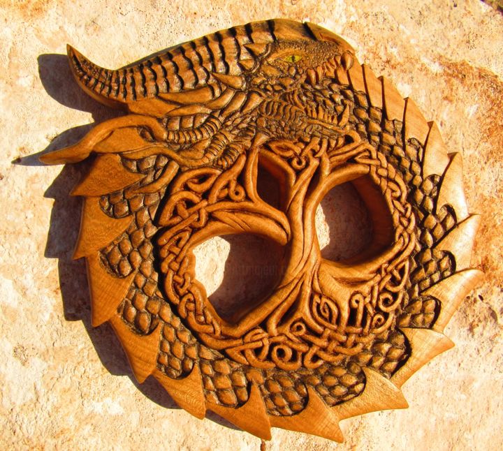 Sculpture intitulée "OUROBOROS et YGGDRA…" par Joe Amarok, Œuvre d'art originale, Bois