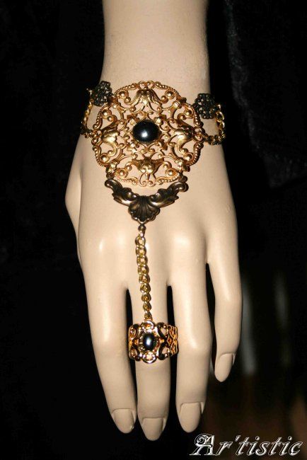 Artisanat intitulée "Bracelet Bague (Hém…" par Ar'Tistic, Œuvre d'art originale, Bijoux