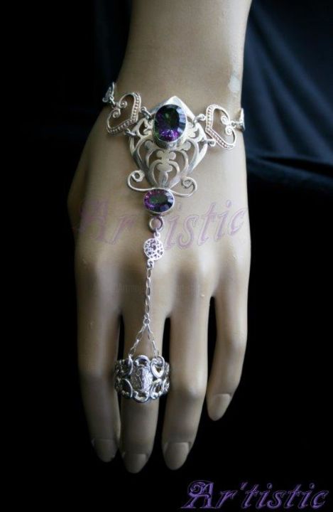 Artcraft titled "Bracelet bague "Ale…" by Ar'Tistic, Original Artwork, Jewelry