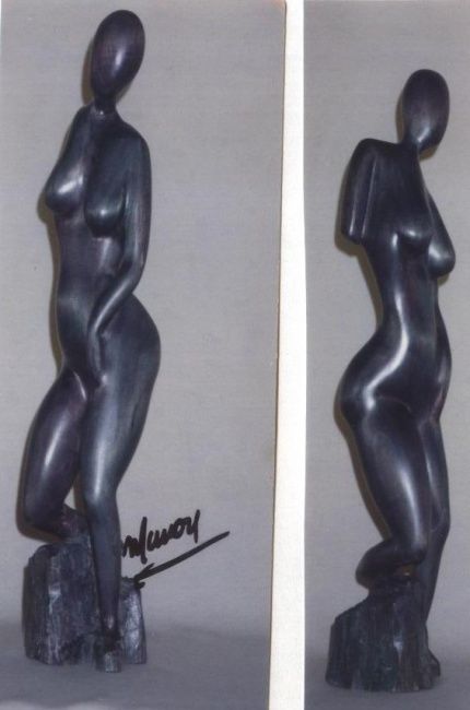 Sculpture titled "Femme 1" by Manou, Original Artwork, Wood