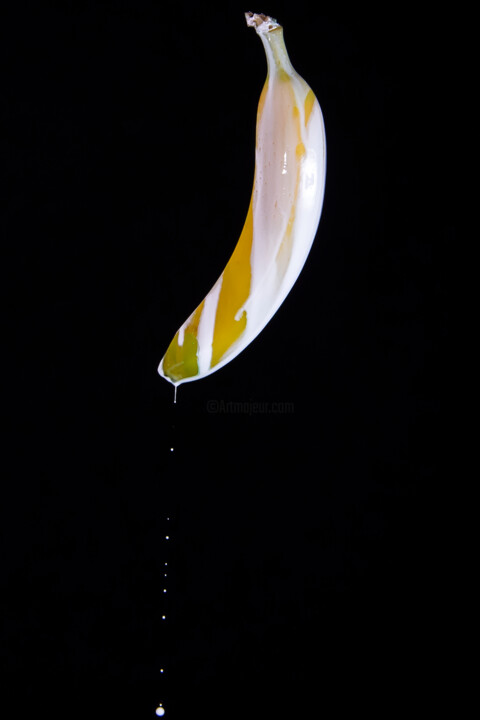 Fotografia intitolato "Banana Splash 4" da Anna Sowinska, Opera d'arte originale, Fotografia digitale