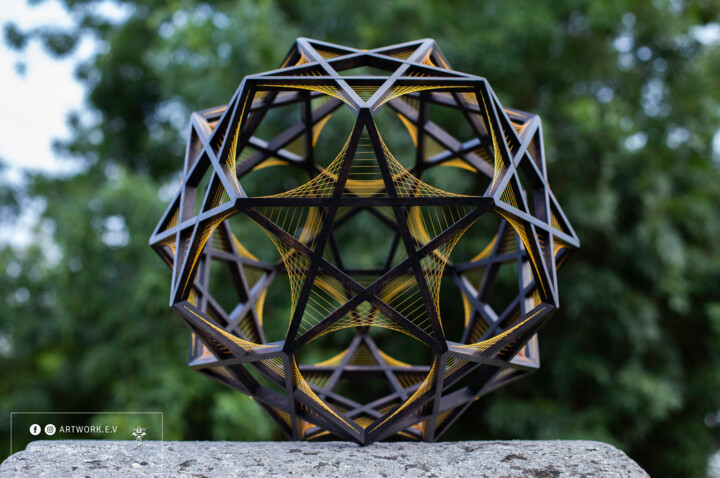 Scultura intitolato "Dodecadodecahedron…" da Kevin Fernandez (Artwork.e.v), Opera d'arte originale, Legno