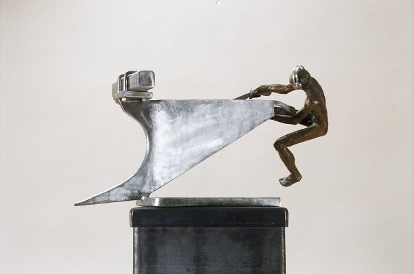 Sculptuur getiteld "Le socle by Asaf Li…" door Asaf Lifshitz, Origineel Kunstwerk