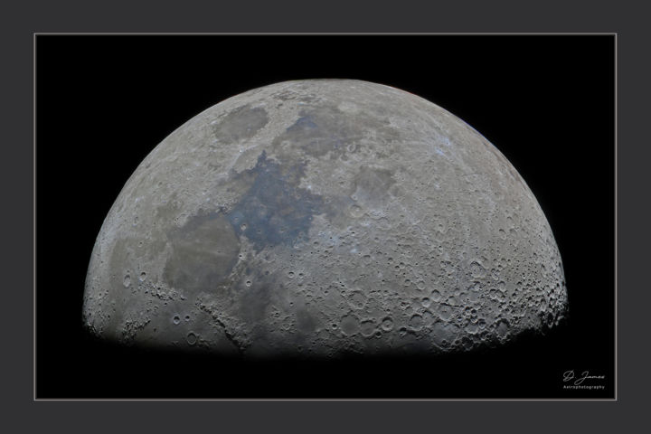 Fotografia zatytułowany „Half moon 2” autorstwa David James, Oryginalna praca, Fotografia cyfrowa