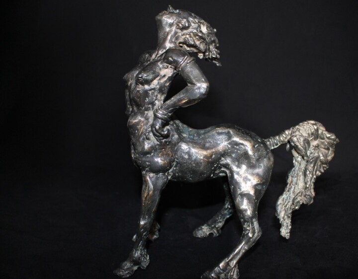 雕塑 标题为“Le chant d'Occyrhoée” 由Audrey Fléchet, 原创艺术品, 青铜