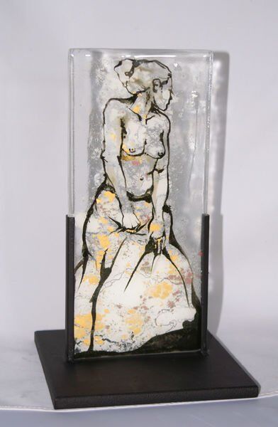 Sculpture intitulée "Pudique" par Aurélie Barroo-Micheletta, Œuvre d'art originale, Verre