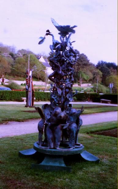 la fontaine des amours - Sculpture ©2006 by Carlo Aventuriero -