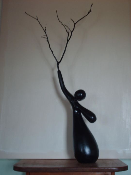 Sculpture intitulée "h" par Aziz, Œuvre d'art originale, Bois