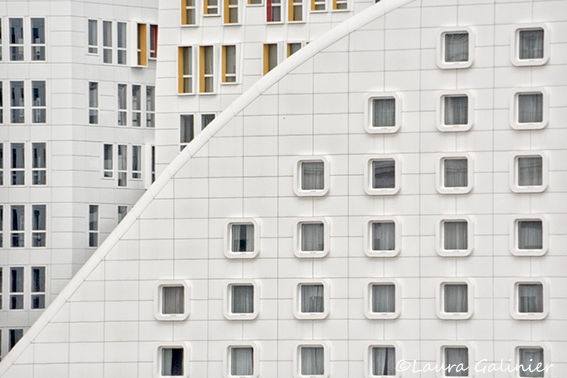 Фотография под названием "Fenêtres sur port" - Laura Galinier (Azalé Photo), Подлинное произведение искусства