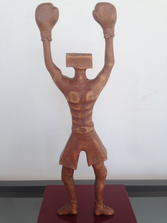 Sculpture intitulée "vencedor" par R Bacchi, Œuvre d'art originale, Bois