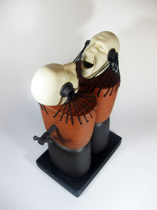 Rzeźba zatytułowany „Mechanism 2” autorstwa Bahar Ari Dellenbach, Oryginalna praca, Ceramika