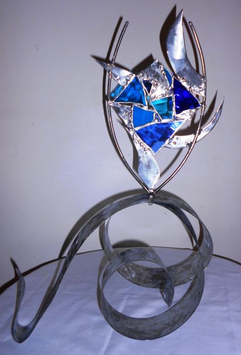 Skulptur mit dem Titel "L' énergie de l' eau" von Barbara Hay (Alchimik of Love), Original-Kunstwerk, Metalle