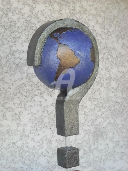 Où va le monde ? - Sculpture, 20x51x25 cm ©2012 by Bernard Baltassat -
globe terreste, point d'intérogation, questionnement