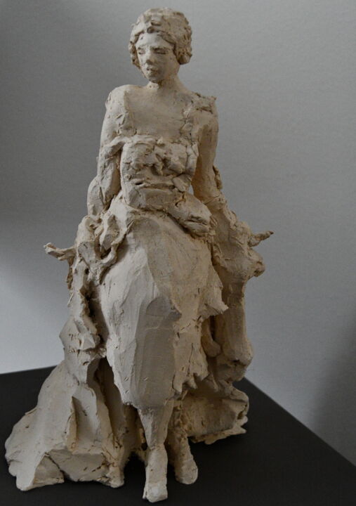Скульптура под названием "Mademoiselle sort" - Bhyest, Подлинное произведение искусства, Терракота