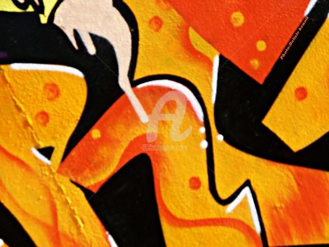 Photographie intitulée "graff orange profon…" par Photos Belles, Œuvre d'art originale