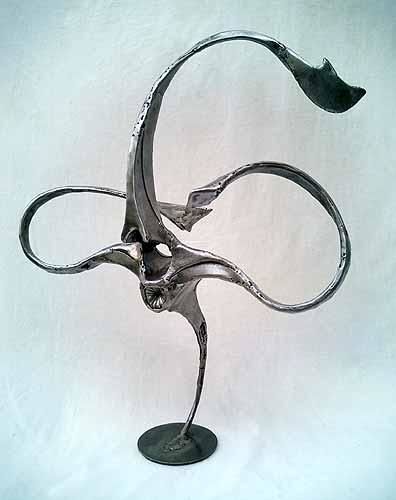 Sculpture intitulée "Vertèbre dactyle" par Polvéche, Œuvre d'art originale, Métaux