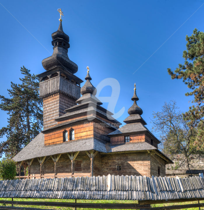 Fotografie mit dem Titel "Old wooden church f…" von Benjamin, Original-Kunstwerk, Digitale Fotografie