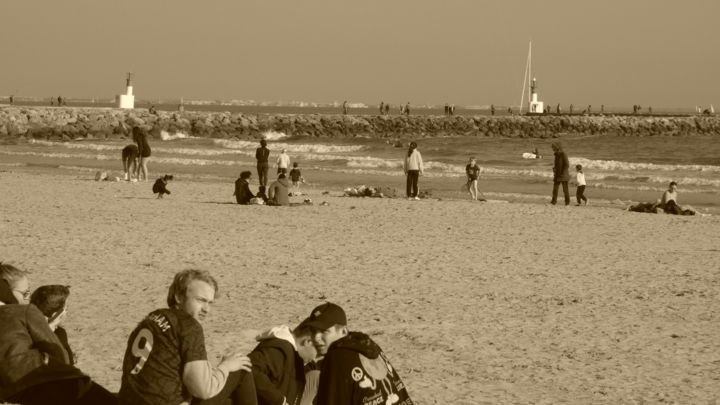 Photographie intitulée "A LA PLAGE CARNON P…" par Benoit Berko, Œuvre d'art originale, Photographie numérique