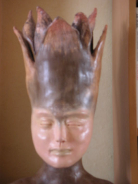 Sculpture titled "pensee éclairée" by Bernadette De Munter, Original Artwork, Terra cotta