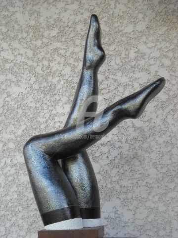 Sculptuur getiteld "Jambes en l'air" door Bernard Baltassat, Origineel Kunstwerk