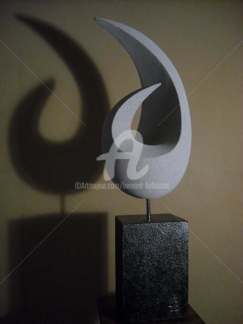 Sculpture titled "Double Virgule" by Bernard Baltassat, Original Artwork