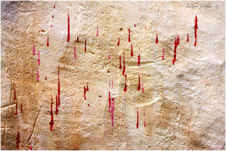 Photographie intitulée "ADN bien mur.(colle…" par Bernard Vergier, Œuvre d'art originale