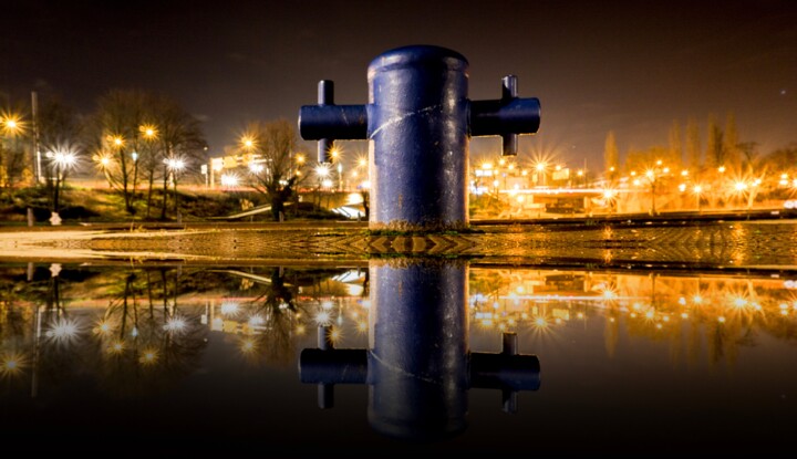 Fotografie mit dem Titel "BOLLARD" von Bernd Nordt, Original-Kunstwerk, Digitale Fotografie