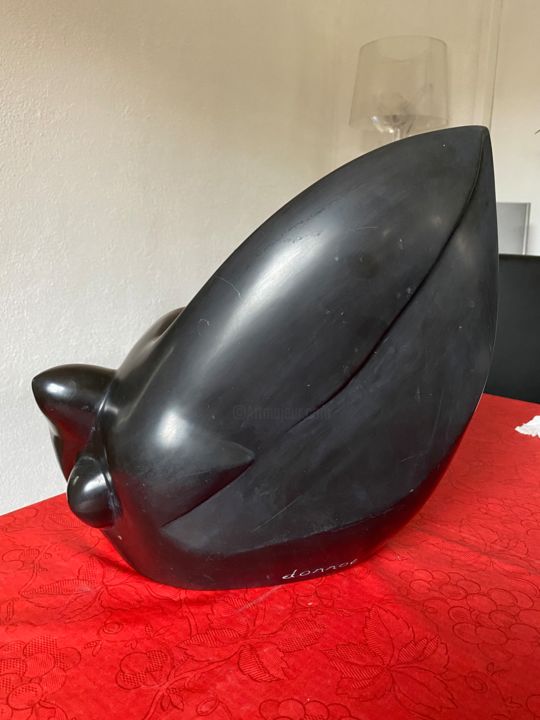 Skulptur mit dem Titel "Oeuvre marbre noir…" von Bertrand Donnot, Original-Kunstwerk, Stein