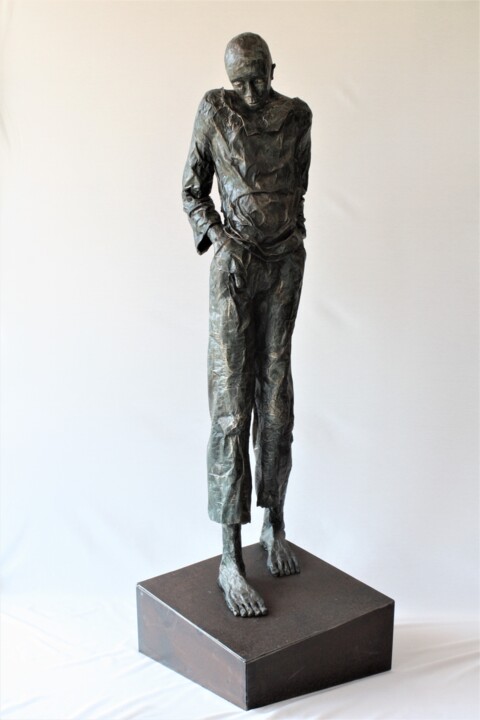 Sculpture titled "présence14" by Betty Hanns, Original Artwork, Paper maché