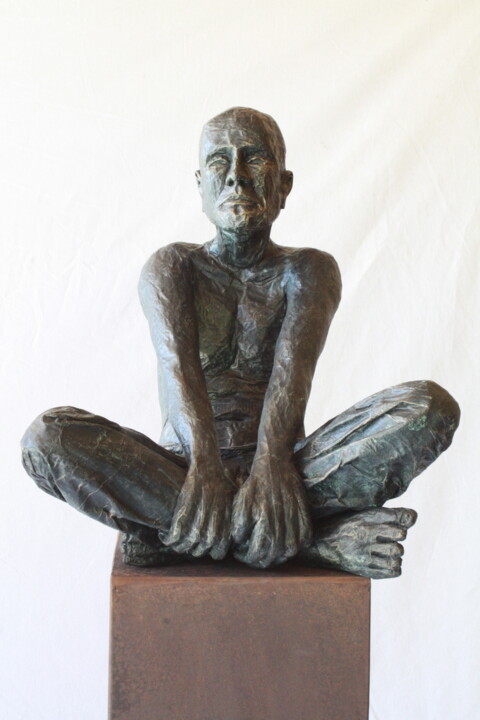 Skulptur mit dem Titel "je t'écoute/2" von Betty Hanns, Original-Kunstwerk, Papier maché