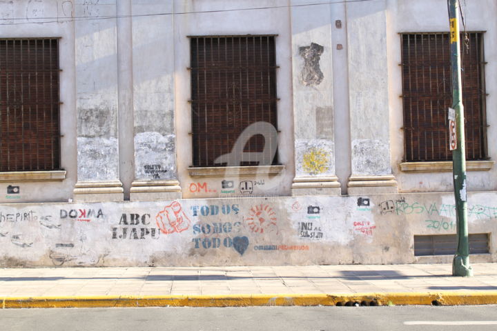 Photography titled "La calle de Asunción" by Gabiless, Original Artwork