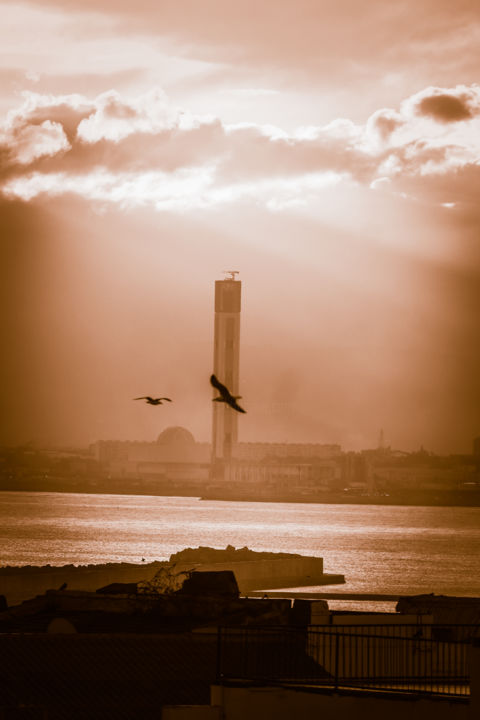 Photography titled "Minaret grande Mosq…" by Abdelmoumen Berbar, Original Artwork