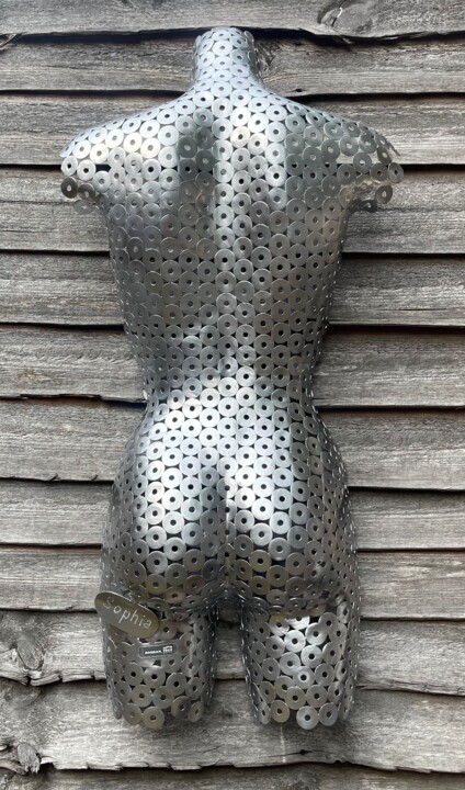 Skulptur mit dem Titel "Sophia" von Bogdan Gligan, Original-Kunstwerk, Metalle