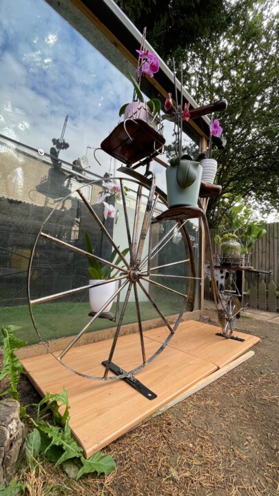 Skulptur mit dem Titel "“La bicyclette « dé…" von Bogdan Gligan, Original-Kunstwerk, Metalle