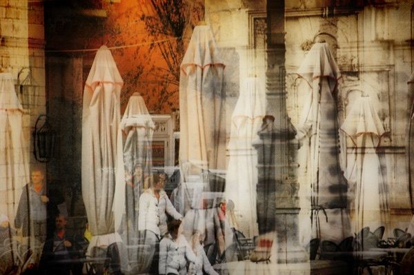 Photography titled "In the shop window" by Aleksandar Bonačić, Original Artwork