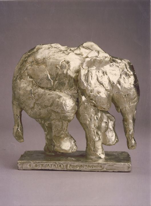 Sculpture titled "BABY ELEPHANT  ARGE…" by Barake Sculptor, Original Artwork, Metals