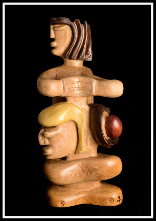 Skulptur mit dem Titel "AKHENATON" von Alex Boucaud, Original-Kunstwerk, Holz