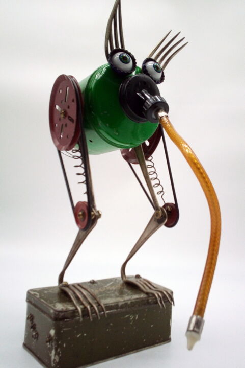Sculpture intitulée "bot as cleaner cent…" par Branimir Misic, Œuvre d'art originale, Métaux
