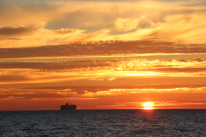 Photographie intitulée "Coucher de soleil s…" par Brigitte Mathé (MBL), Œuvre d'art originale