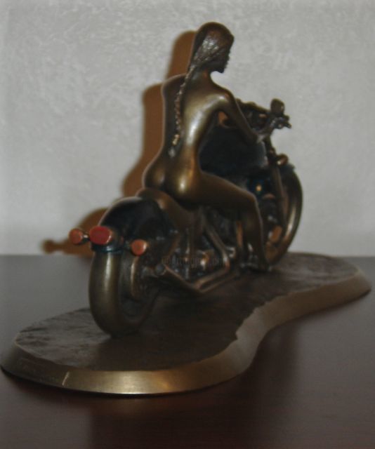 Skulptur mit dem Titel "Free Spirit" von Gary Mack, Original-Kunstwerk