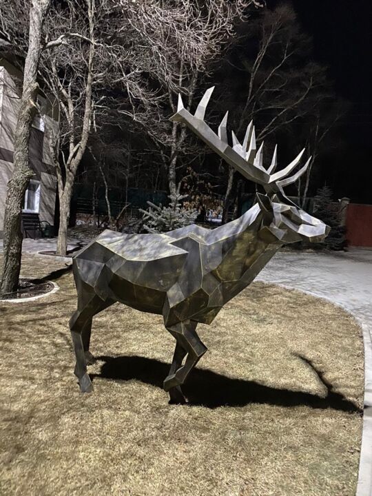 Scultura intitolato "Скульптура "МАРАЛ"" da Brothers Of Metal, Opera d'arte originale, Metalli