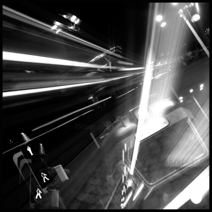 摄影 标题为“Zurich Tram” 由Bruno Mesrine, 原创艺术品, 光绘摄影