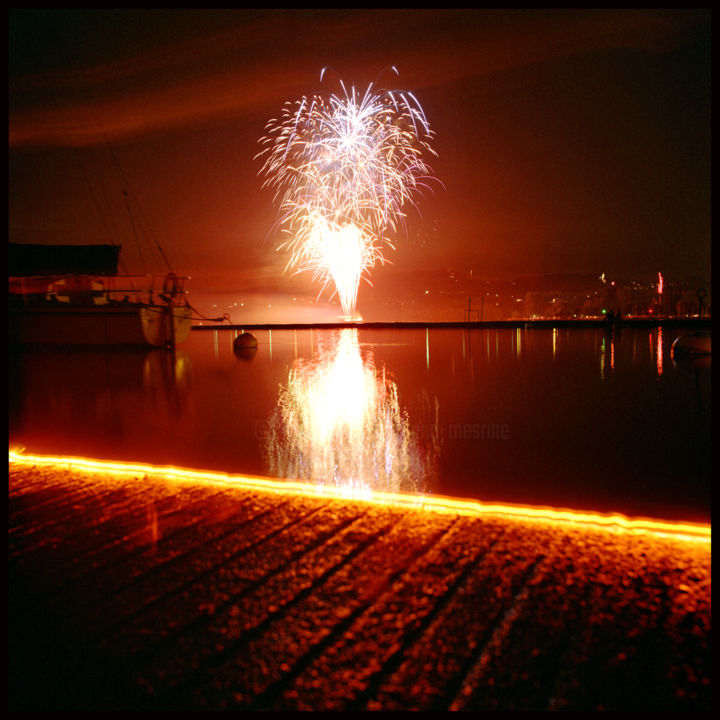 Photographie intitulée "Cygne Feu" par Bruno Mesrine, Œuvre d'art originale, Light Painting