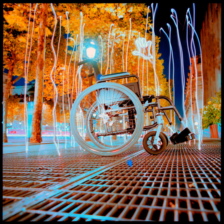 摄影 标题为“Handicap Elysee” 由Bruno Mesrine, 原创艺术品, 光绘摄影